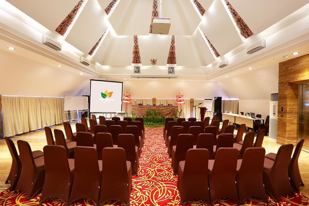 Mega Boutique Hotel Kuta Lombok Kültér fotó