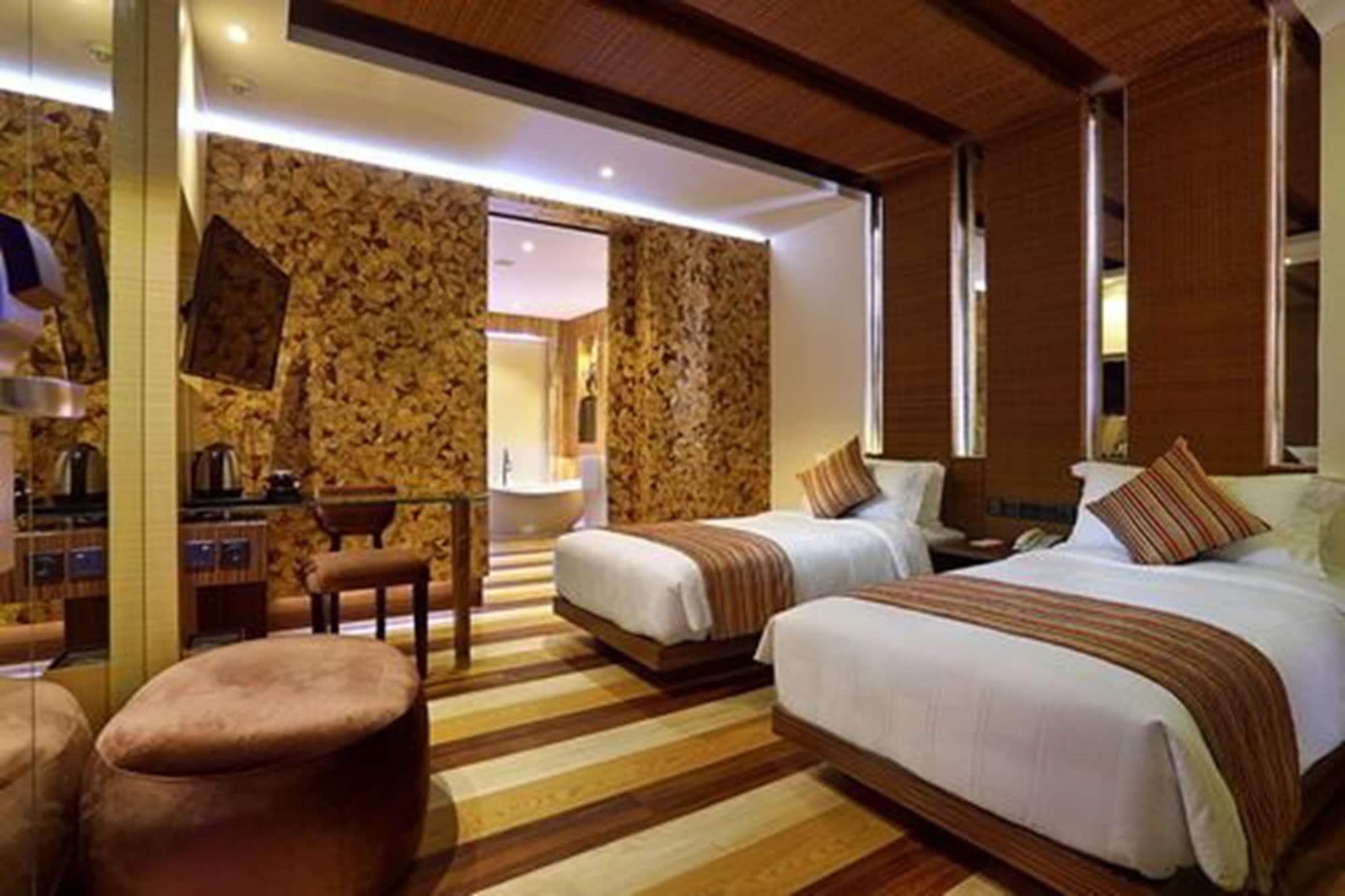 Mega Boutique Hotel Kuta Lombok Kültér fotó