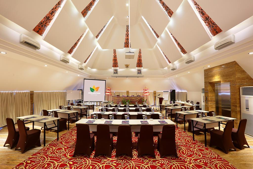 Mega Boutique Hotel Kuta Lombok Kültér fotó