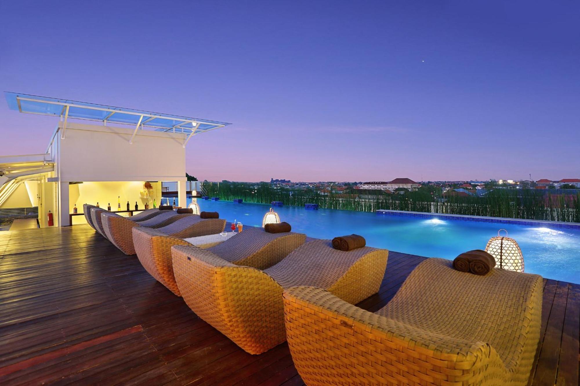 Mega Boutique Hotel Kuta Lombok Kültér fotó