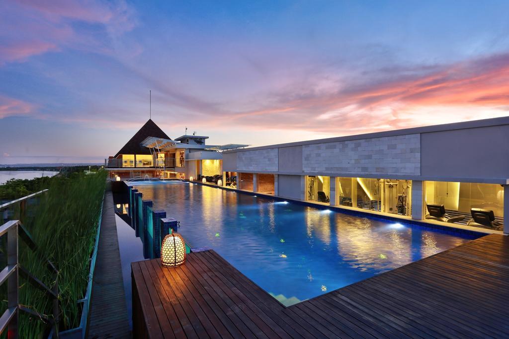 Mega Boutique Hotel Kuta Lombok Kültér fotó