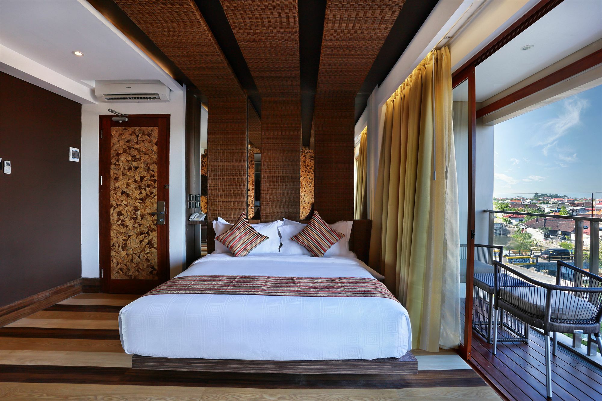 Mega Boutique Hotel Kuta Lombok Kültér fotó